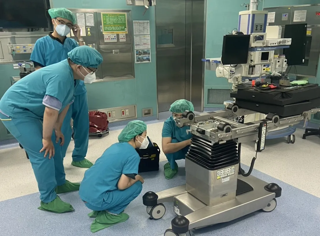 學士專業主視覺